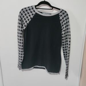 Title Nine Color block Black Grey Long Sleeve Sweater Pullover Cotton Blend Top